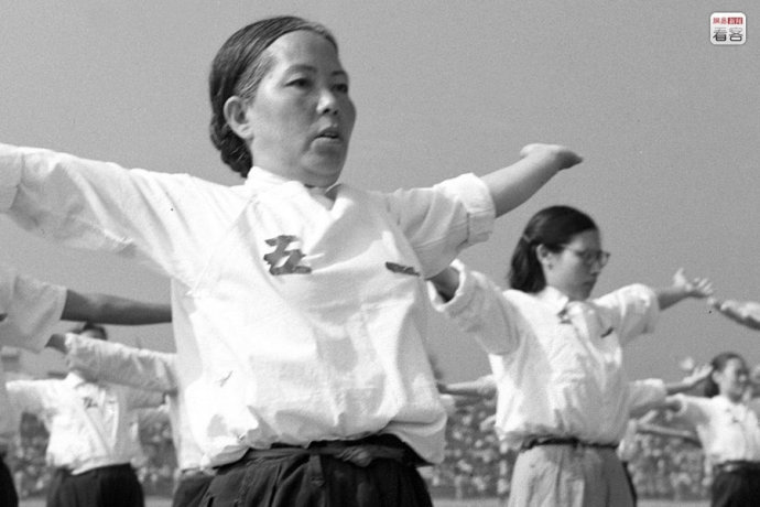 中国学校体操_中国体操学生训练_中国体操队训练视频